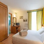 Posta 3* Aprica